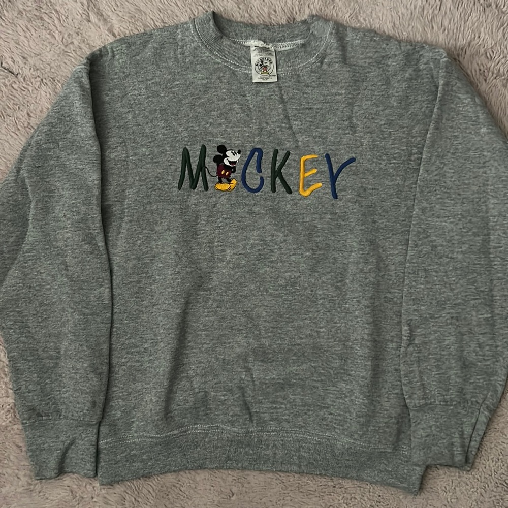 Mickey embroidered sweatshirt